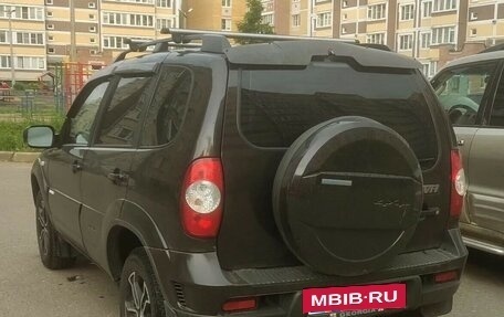 Chevrolet Niva I рестайлинг, 2011 год, 550 000 рублей, 2 фотография