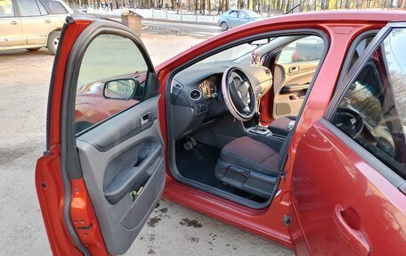Ford Focus II рестайлинг, 2006 год, 430 000 рублей, 11 фотография