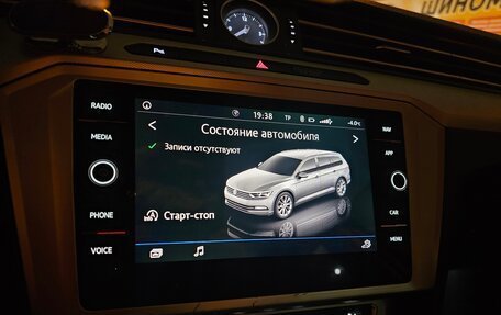 Volkswagen Passat B8 рестайлинг, 2019 год, 1 700 000 рублей, 11 фотография