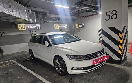 Volkswagen Passat B8 рестайлинг, 2019 год, 1 700 000 рублей, 9 фотография