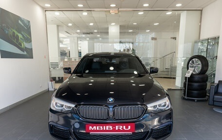 BMW 5 серия, 2020 год, 4 390 000 рублей, 2 фотография