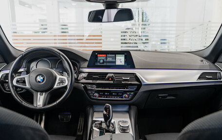 BMW 5 серия, 2020 год, 4 390 000 рублей, 10 фотография