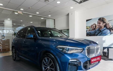 BMW X5, 2018 год, 6 490 000 рублей, 3 фотография