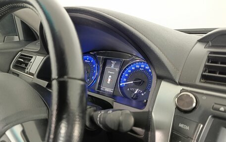 Toyota Camry, 2017 год, 2 390 000 рублей, 7 фотография