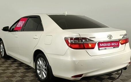 Toyota Camry, 2017 год, 2 390 000 рублей, 3 фотография