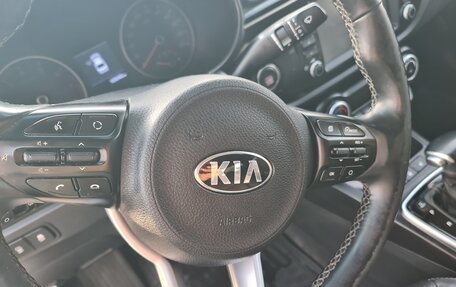 KIA Rio IV, 2018 год, 1 300 000 рублей, 3 фотография
