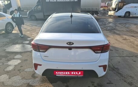 KIA Rio IV, 2018 год, 1 300 000 рублей, 9 фотография