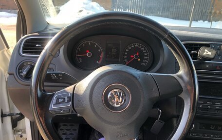 Volkswagen Polo VI (EU Market), 2015 год, 780 000 рублей, 2 фотография