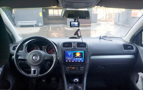 Volkswagen Golf VI, 2011 год, 650 000 рублей, 18 фотография