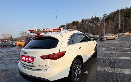 Infiniti FX II, 2011 год, 1 700 000 рублей, 3 фотография