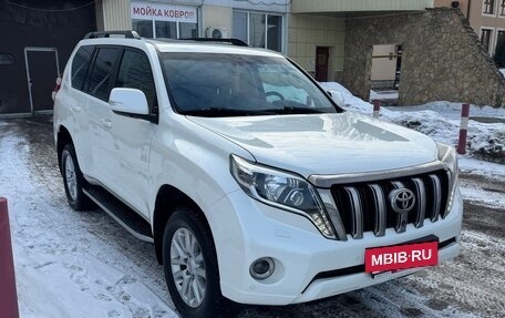 Toyota Land Cruiser Prado 150 рестайлинг 2, 2016 год, 4 950 000 рублей, 6 фотография