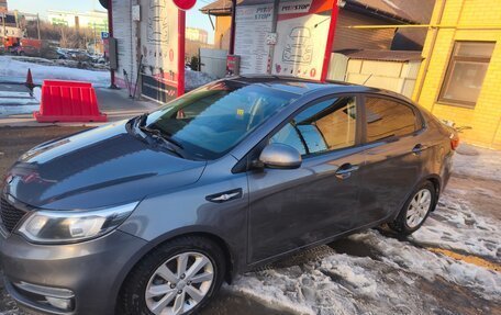 KIA Rio III рестайлинг, 2016 год, 980 000 рублей, 2 фотография