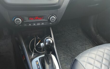 KIA Rio III рестайлинг, 2016 год, 980 000 рублей, 10 фотография