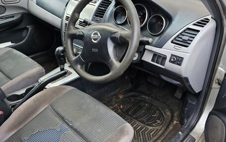 Nissan Wingroad III, 2001 год, 280 000 рублей, 11 фотография