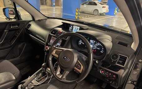 Subaru Forester, 2018 год, 1 830 000 рублей, 3 фотография