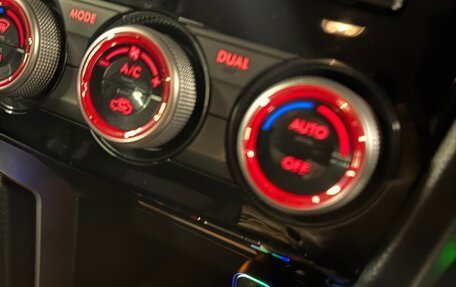 Subaru Forester, 2018 год, 1 830 000 рублей, 9 фотография