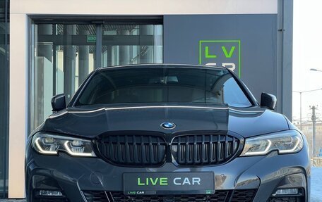 BMW 3 серия, 2019 год, 3 950 000 рублей, 4 фотография