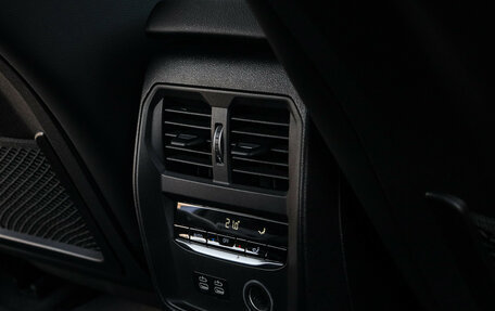 BMW 3 серия, 2019 год, 4 330 000 рублей, 18 фотография