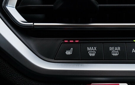 BMW 3 серия, 2019 год, 4 330 000 рублей, 24 фотография