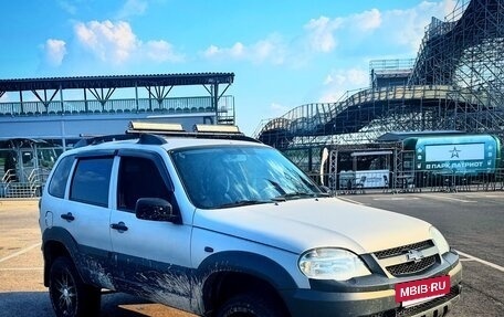 Chevrolet Niva I рестайлинг, 2005 год, 500 000 рублей, 7 фотография
