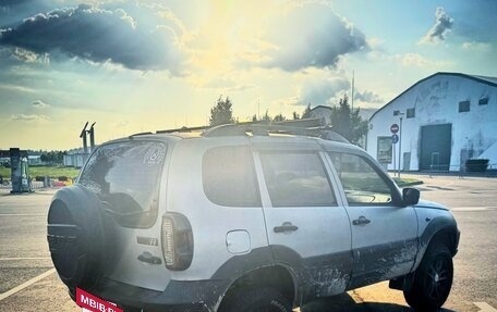 Chevrolet Niva I рестайлинг, 2005 год, 500 000 рублей, 6 фотография