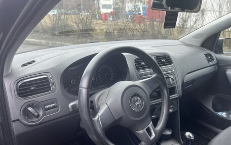 Volkswagen Polo VI (EU Market), 2010 год, 495 000 рублей, 2 фотография