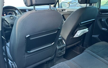 Volkswagen Tiguan II, 2017 год, 2 600 000 рублей, 10 фотография