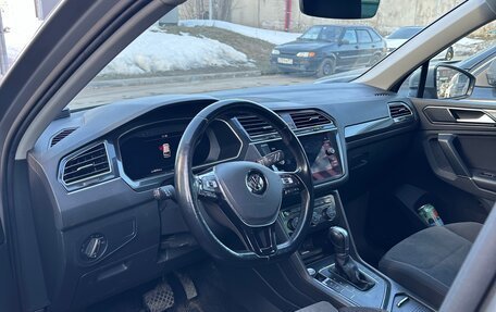 Volkswagen Tiguan II, 2017 год, 2 600 000 рублей, 8 фотография