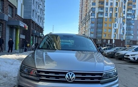 Volkswagen Tiguan II, 2017 год, 2 600 000 рублей, 6 фотография