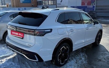 Volkswagen Tiguan, 2024 год, 4 550 000 рублей, 4 фотография