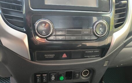 Mitsubishi L200 IV рестайлинг, 2016 год, 1 200 000 рублей, 3 фотография