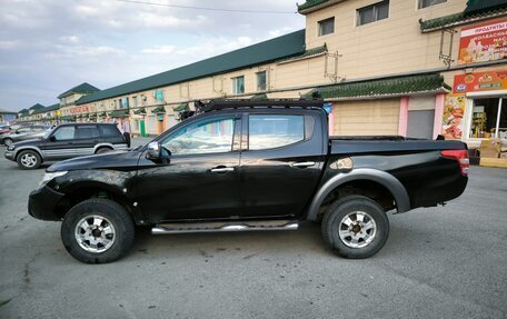 Mitsubishi L200 IV рестайлинг, 2016 год, 1 200 000 рублей, 2 фотография