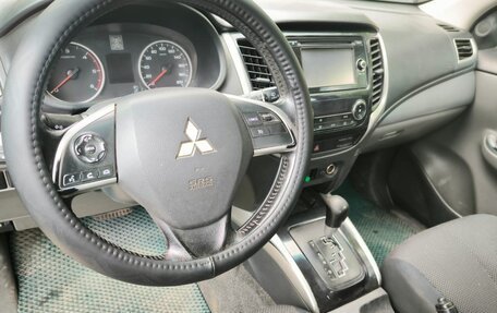 Mitsubishi L200 IV рестайлинг, 2016 год, 1 200 000 рублей, 5 фотография