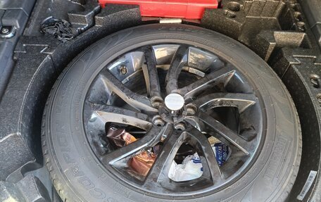 Land Rover Discovery Sport I рестайлинг, 2015 год, 2 250 000 рублей, 18 фотография