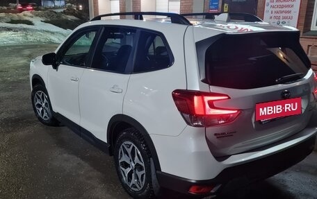 Subaru Forester, 2021 год, 2 650 000 рублей, 3 фотография