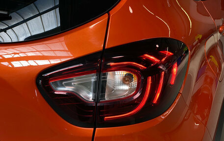 Renault Kaptur I рестайлинг, 2017 год, 1 600 000 рублей, 8 фотография