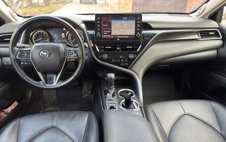 Toyota Camry, 2021 год, 3 150 000 рублей, 4 фотография