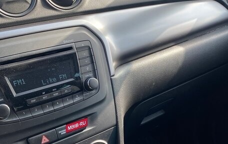 Suzuki Vitara II рестайлинг, 2019 год, 1 700 000 рублей, 8 фотография