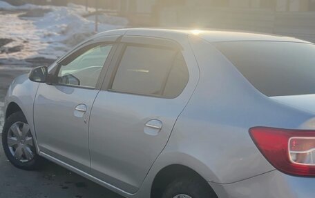 Renault Logan II, 2014 год, 580 000 рублей, 4 фотография