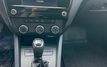 Skoda Octavia, 2018 год, 1 240 000 рублей, 7 фотография