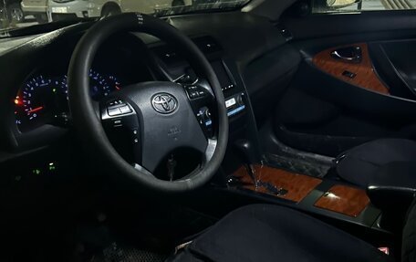 Toyota Camry, 2010 год, 1 300 000 рублей, 4 фотография