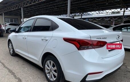 Hyundai Solaris II рестайлинг, 2018 год, 1 250 000 рублей, 3 фотография