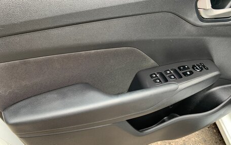 Hyundai Solaris II рестайлинг, 2018 год, 1 250 000 рублей, 13 фотография