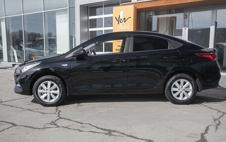 Hyundai Solaris II рестайлинг, 2017 год, 1 099 000 рублей, 2 фотография