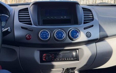 Mitsubishi L200 IV рестайлинг, 2007 год, 1 150 000 рублей, 11 фотография