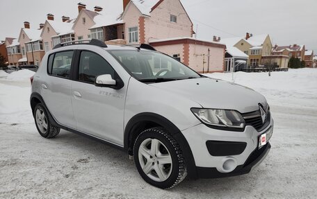 Renault Sandero II рестайлинг, 2016 год, 875 000 рублей, 6 фотография