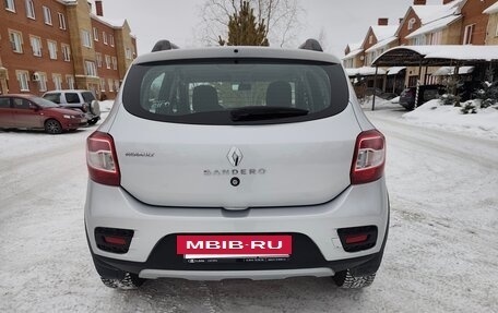 Renault Sandero II рестайлинг, 2016 год, 875 000 рублей, 3 фотография