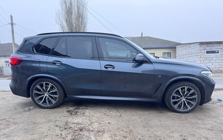 BMW X5, 2018 год, 1 800 000 рублей, 4 фотография
