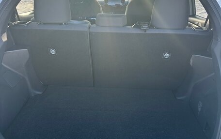 Toyota Yaris, 2021 год, 1 400 000 рублей, 6 фотография