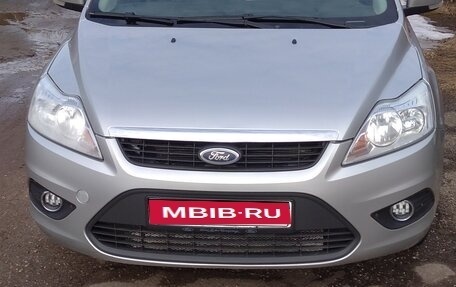 Ford Focus II рестайлинг, 2011 год, 715 000 рублей, 1 фотография